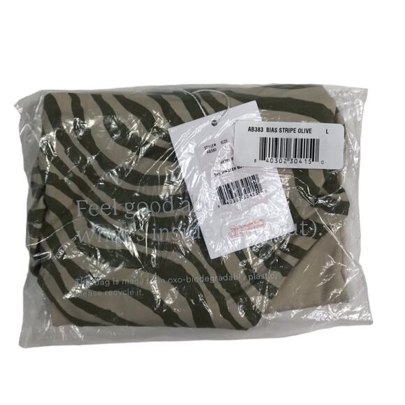 ANDIE Stripe Low Rise Bottom Women Sz L Olive Feminine Animal Resort Cottage NWT - Picture 10 of 12